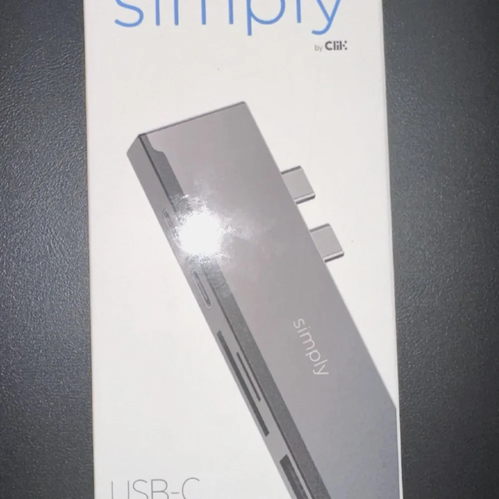 USB-C Multiport Adapter 7 in 1, (BRAND NEW - UNOPENED BOX) -Simply - CKHBC138